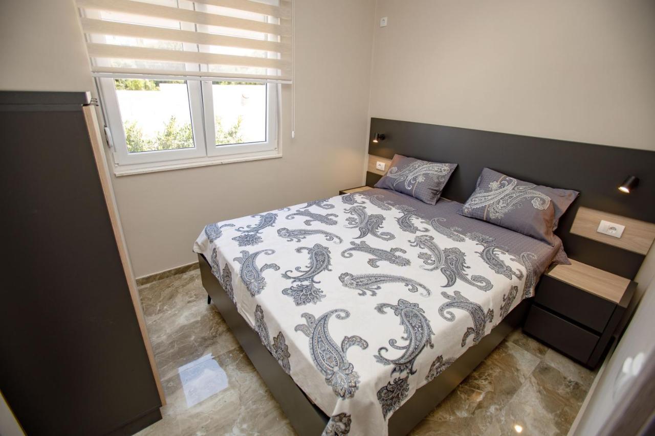 Ferienwohnung Posejdon Lux Utjeha Exterior foto