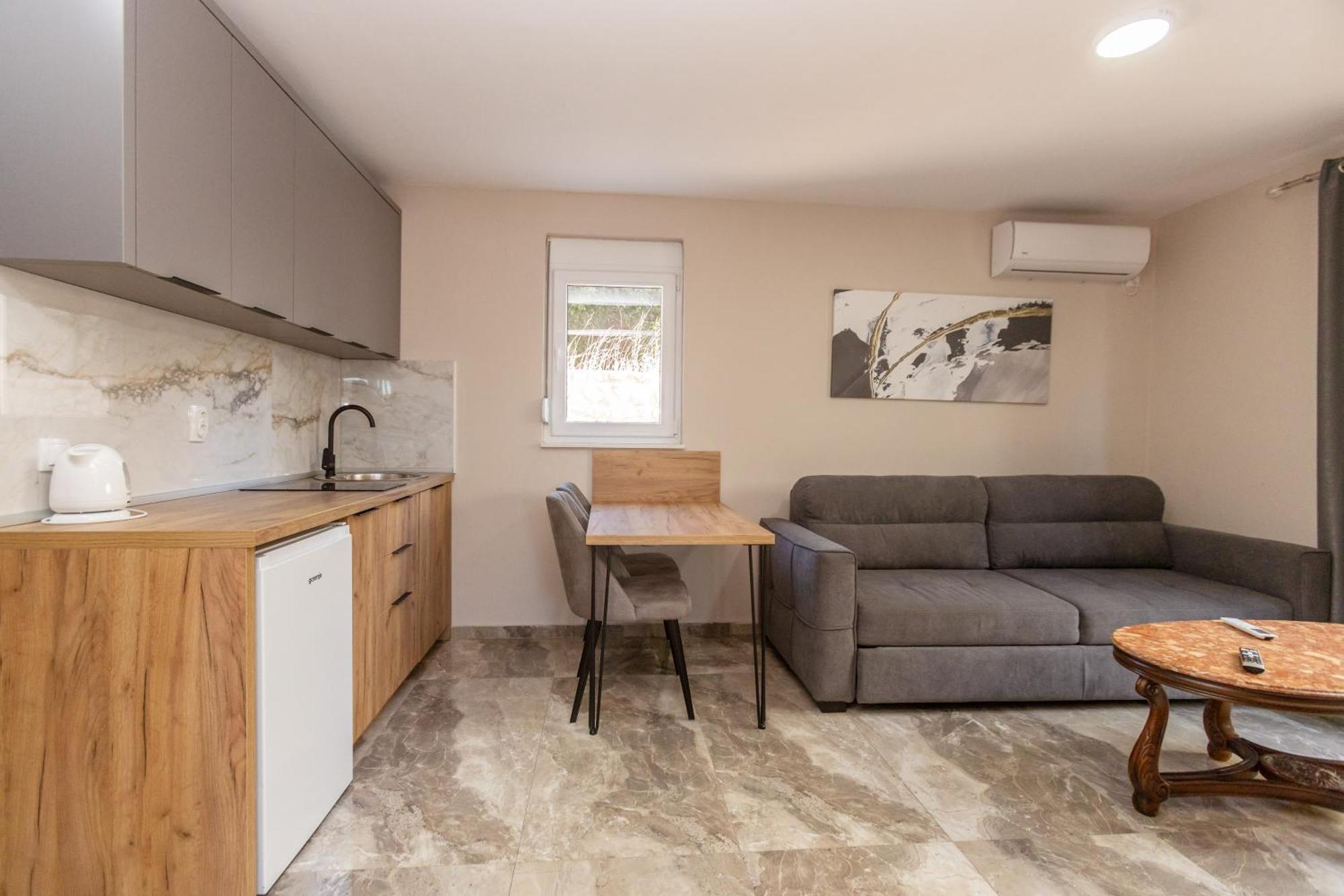 Ferienwohnung Posejdon Lux Utjeha Exterior foto