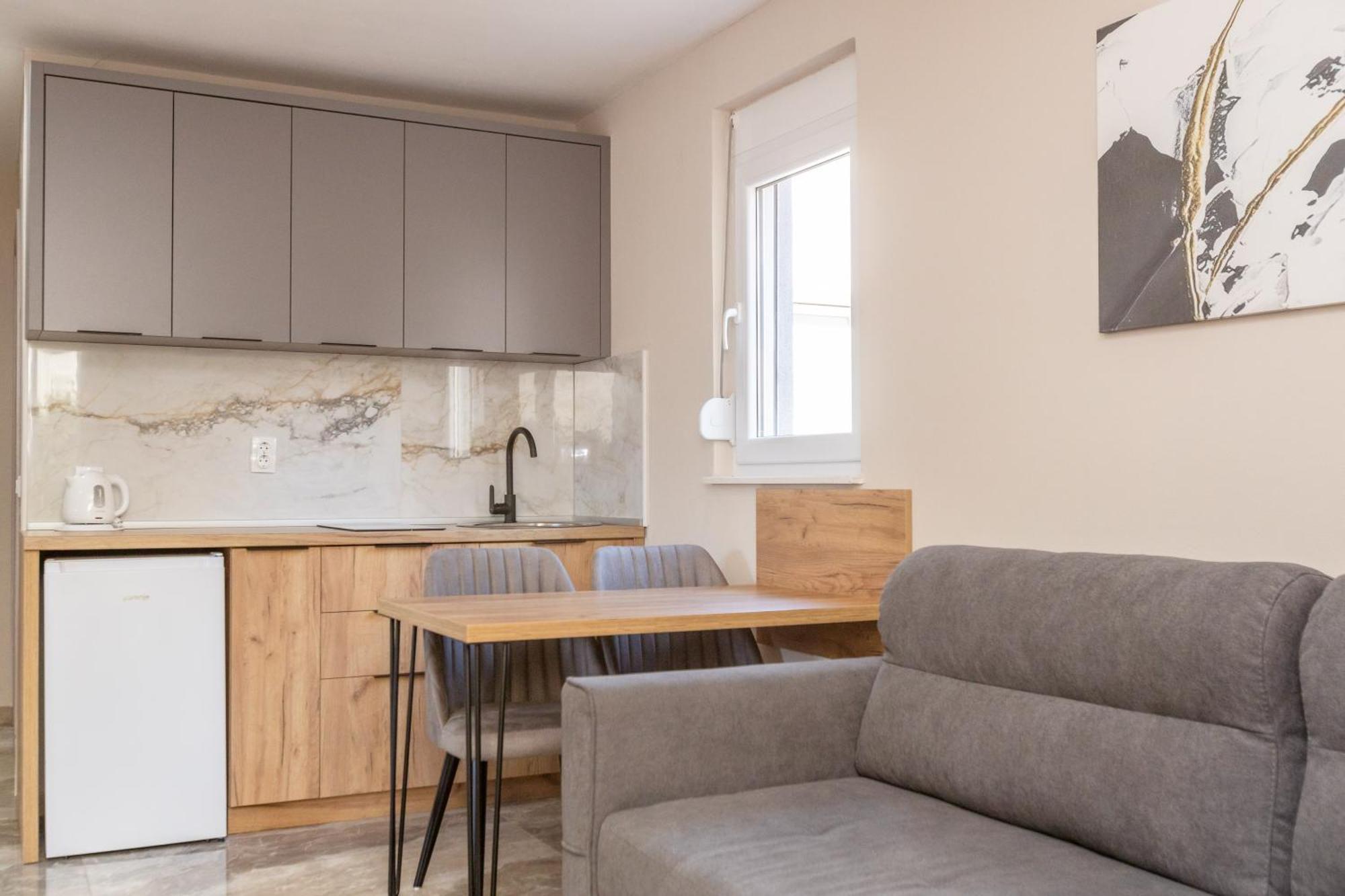 Ferienwohnung Posejdon Lux Utjeha Exterior foto