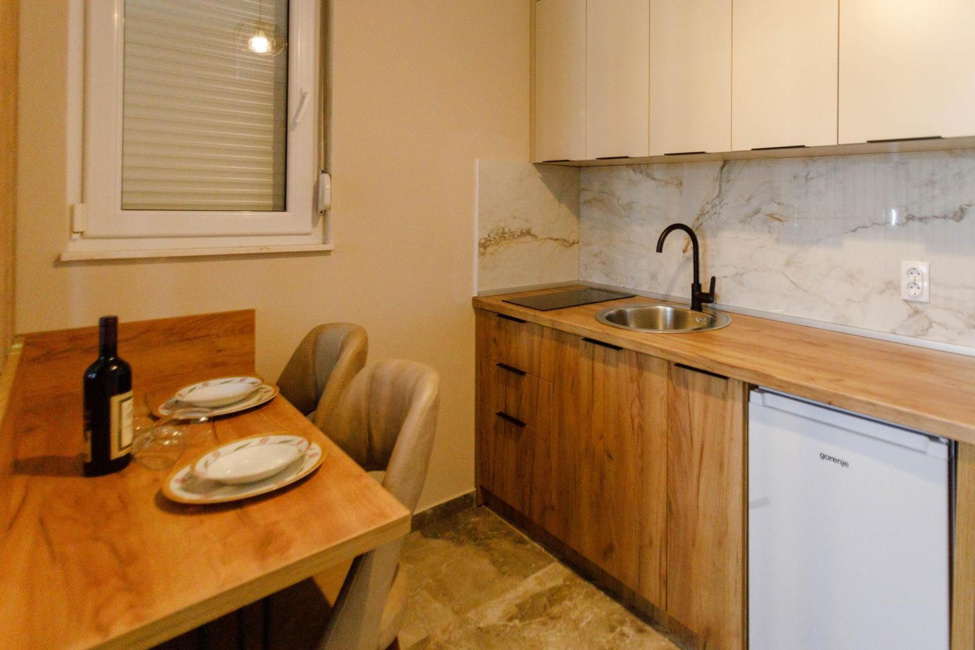 Ferienwohnung Posejdon Lux Utjeha Exterior foto