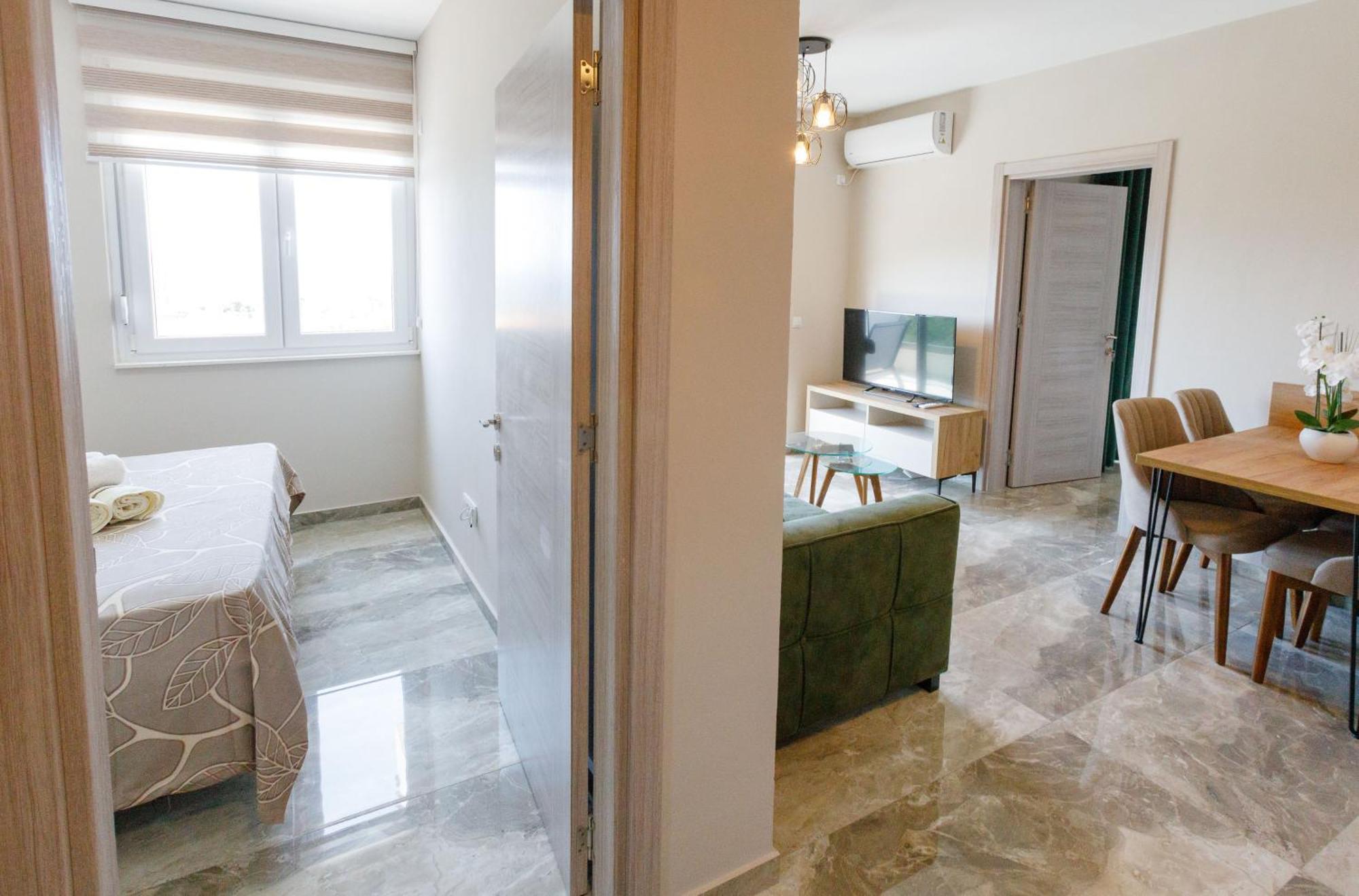 Ferienwohnung Posejdon Lux Utjeha Exterior foto